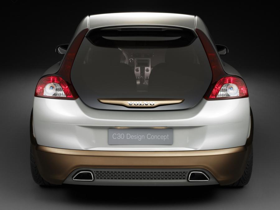  Volvo C30 Design Concept 2006 года  (фото 12 из 22)